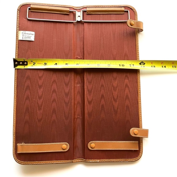 ๐Vintage Leather Tie Valet - Picture 9 of 9